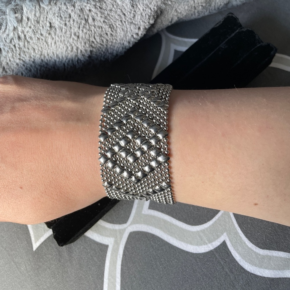 Liquid Metal Bracelet - Picture 9 of 16